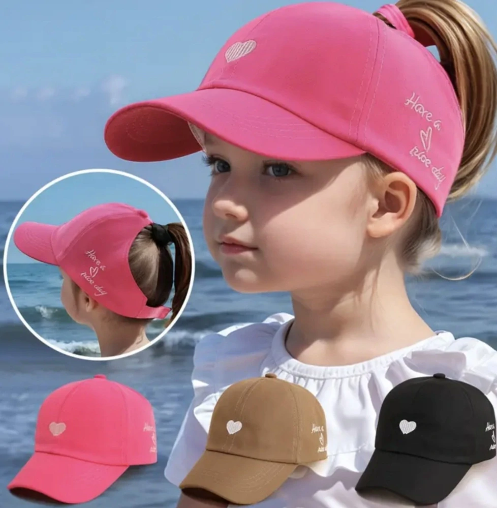 Dětská letní kšiltovka s otvorem pro culík - KRÉMOVÁ (3-7 let)