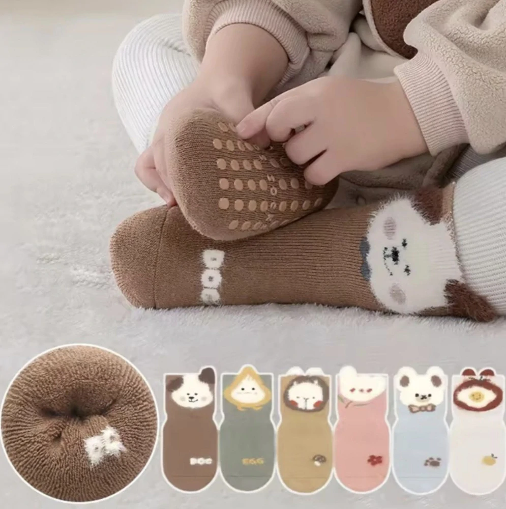 Teplé protiskluzové ponožky - STŘEDNĚ HNĚDÉ - (12-24m) M