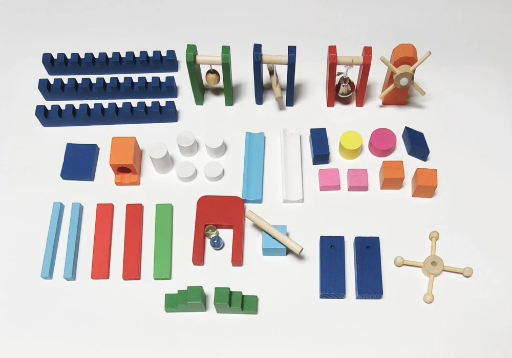 Dřevěné XL Domino – Mega sada s doplňky a překážkami (POUŽITÉ)