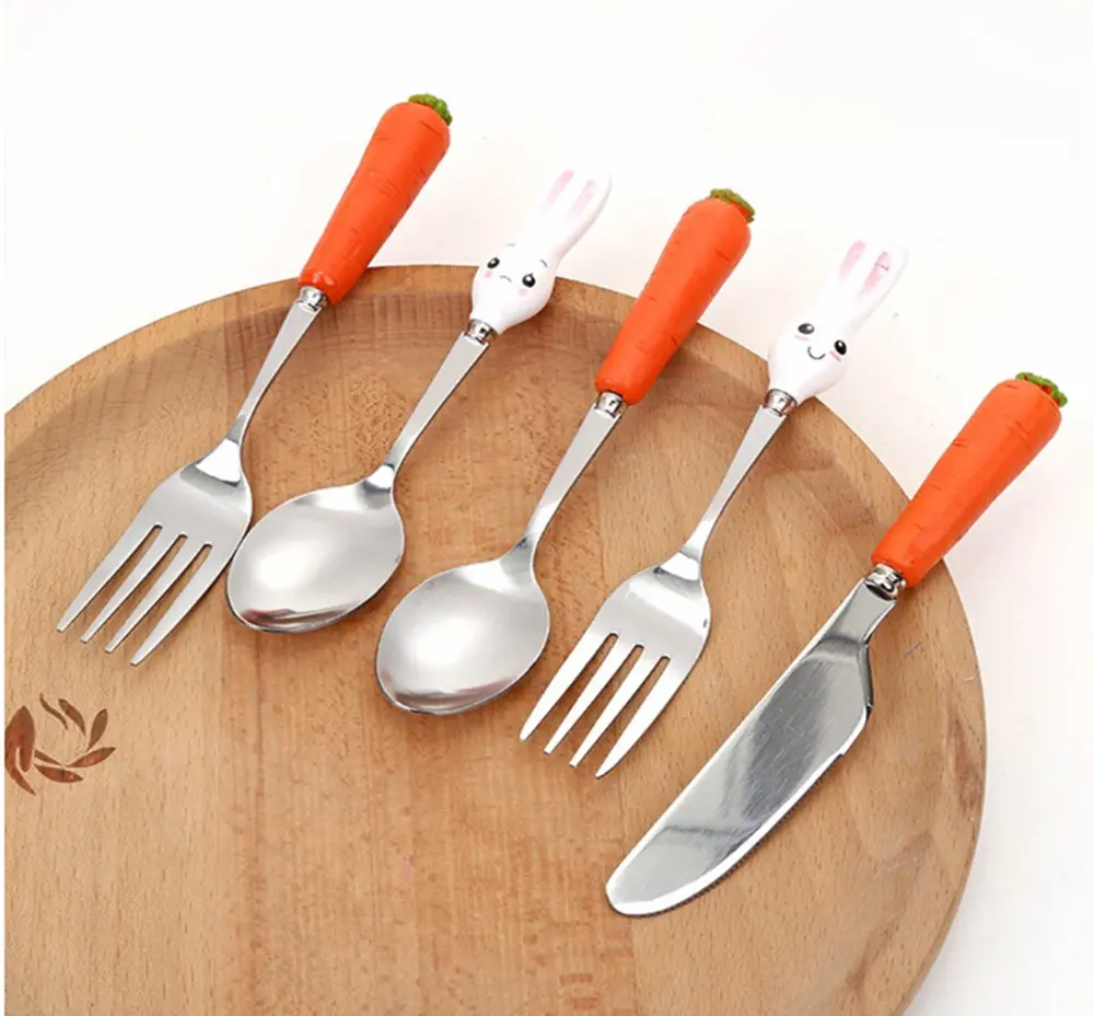 Příbor pro větší děti - MRKVIČKY