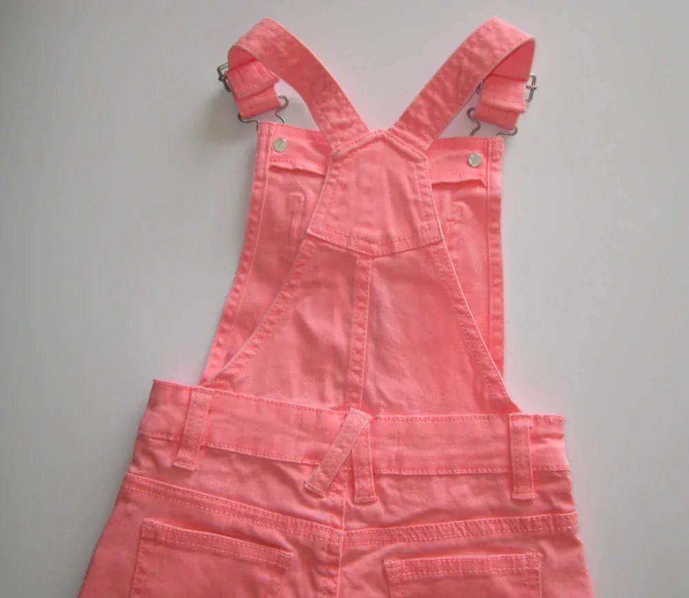 Džínové kraťáskové lacláčky