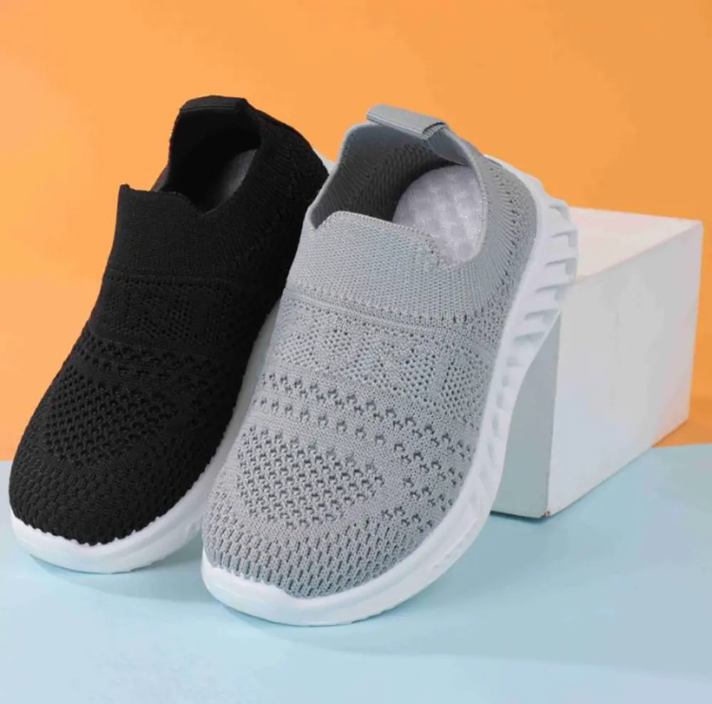 Síťované tenisky - ŠEDÉ - (3-4 roky)