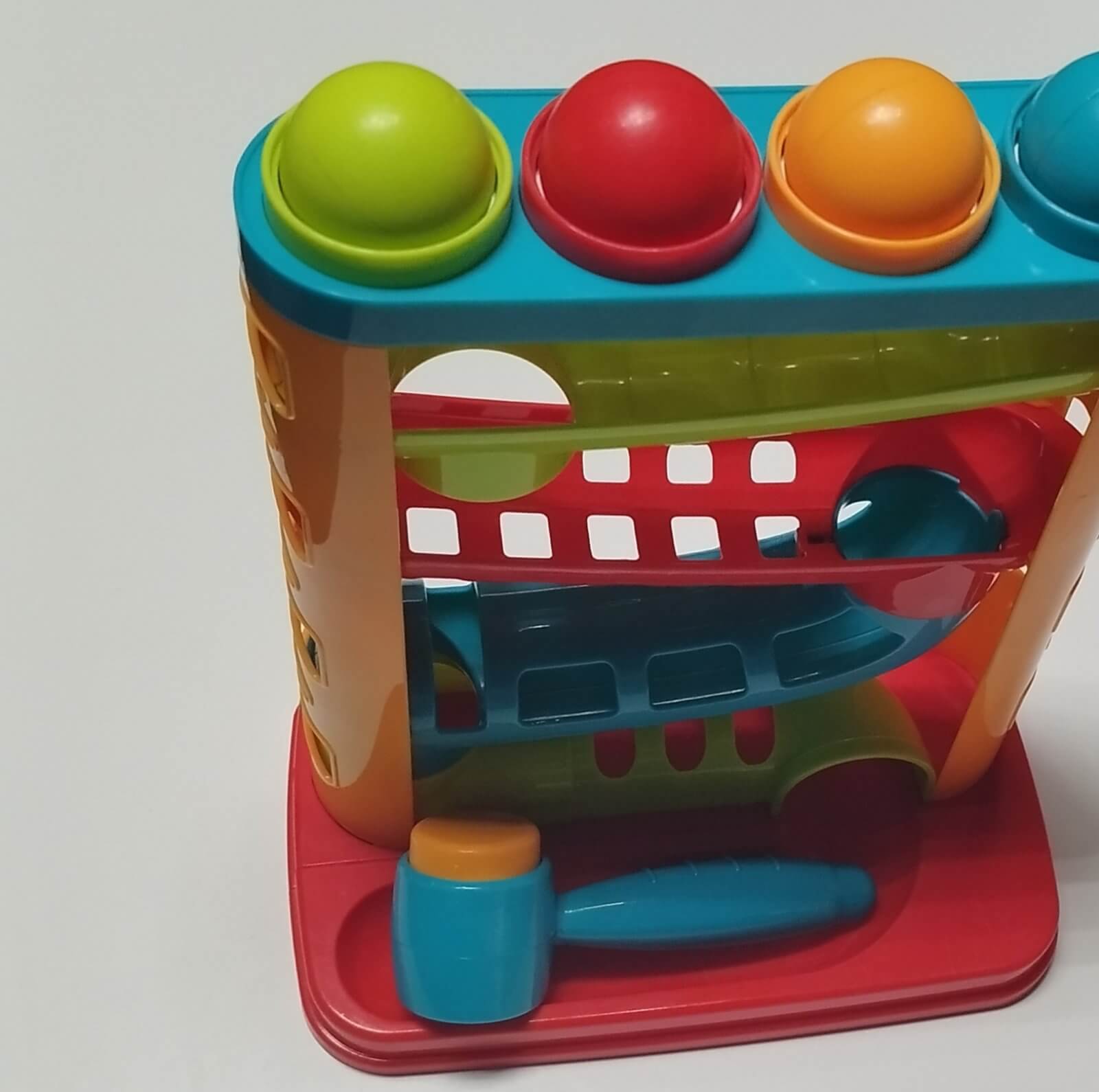 Kuličková dráha se zatloukačkou