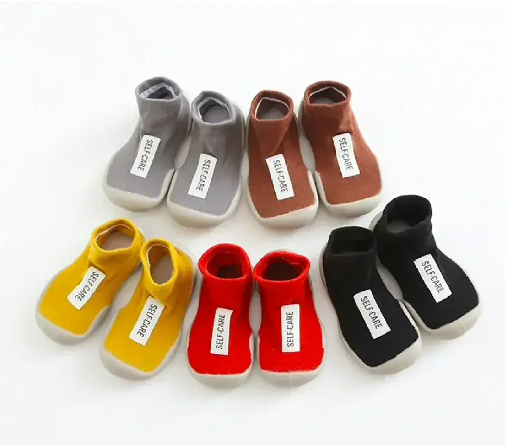 Barefoot ponožky s podrážkou - ŽLUTÉ (18-24 m)