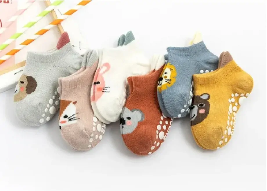 Protiskluzové ponožky - ŠEDÉ - PEJSEK - (3-5 let) L