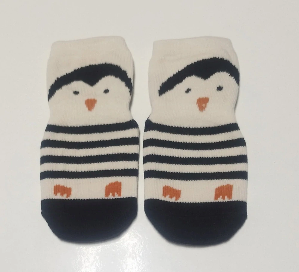 Protiskluzové ponožky - TUČŇÁK (12-36m) M