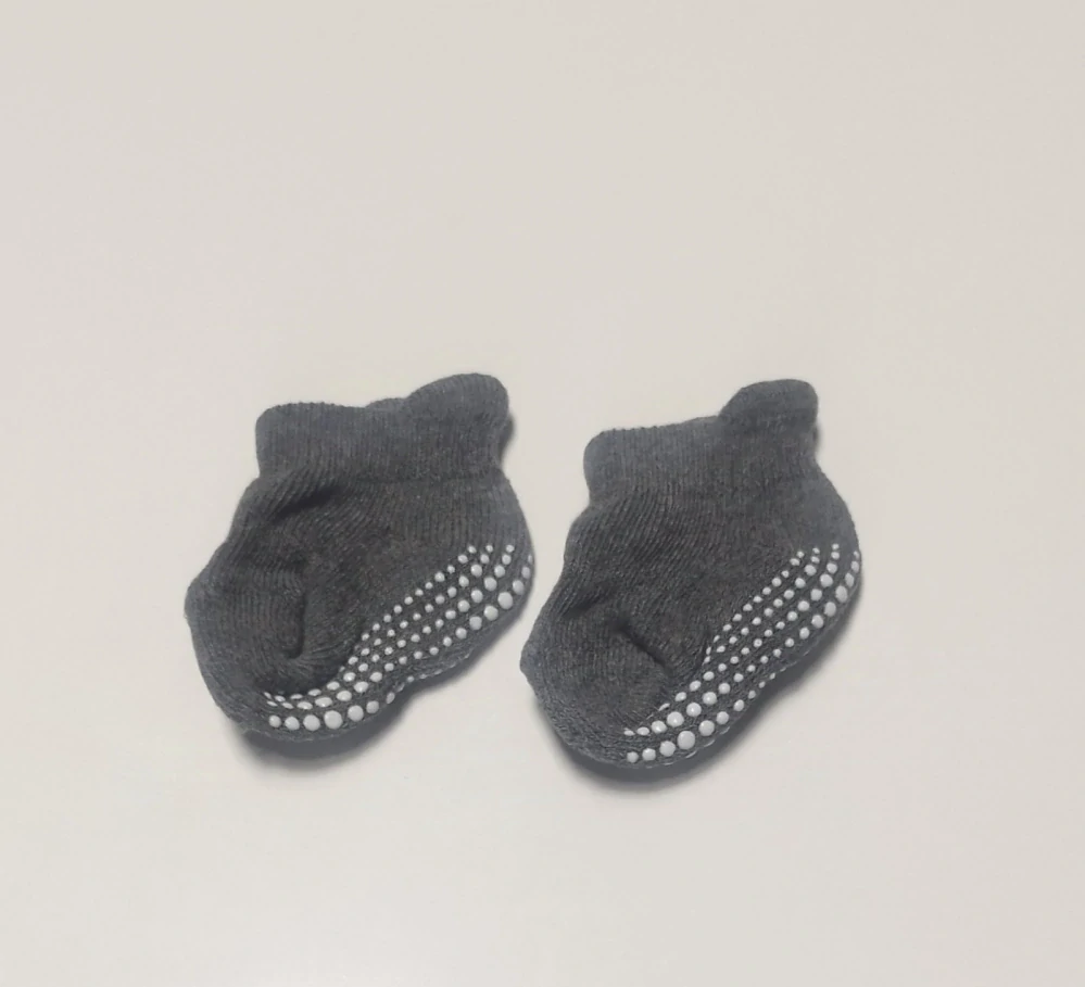 Protiskluzové ponožky - ŠEDÁ (0-3 m) 