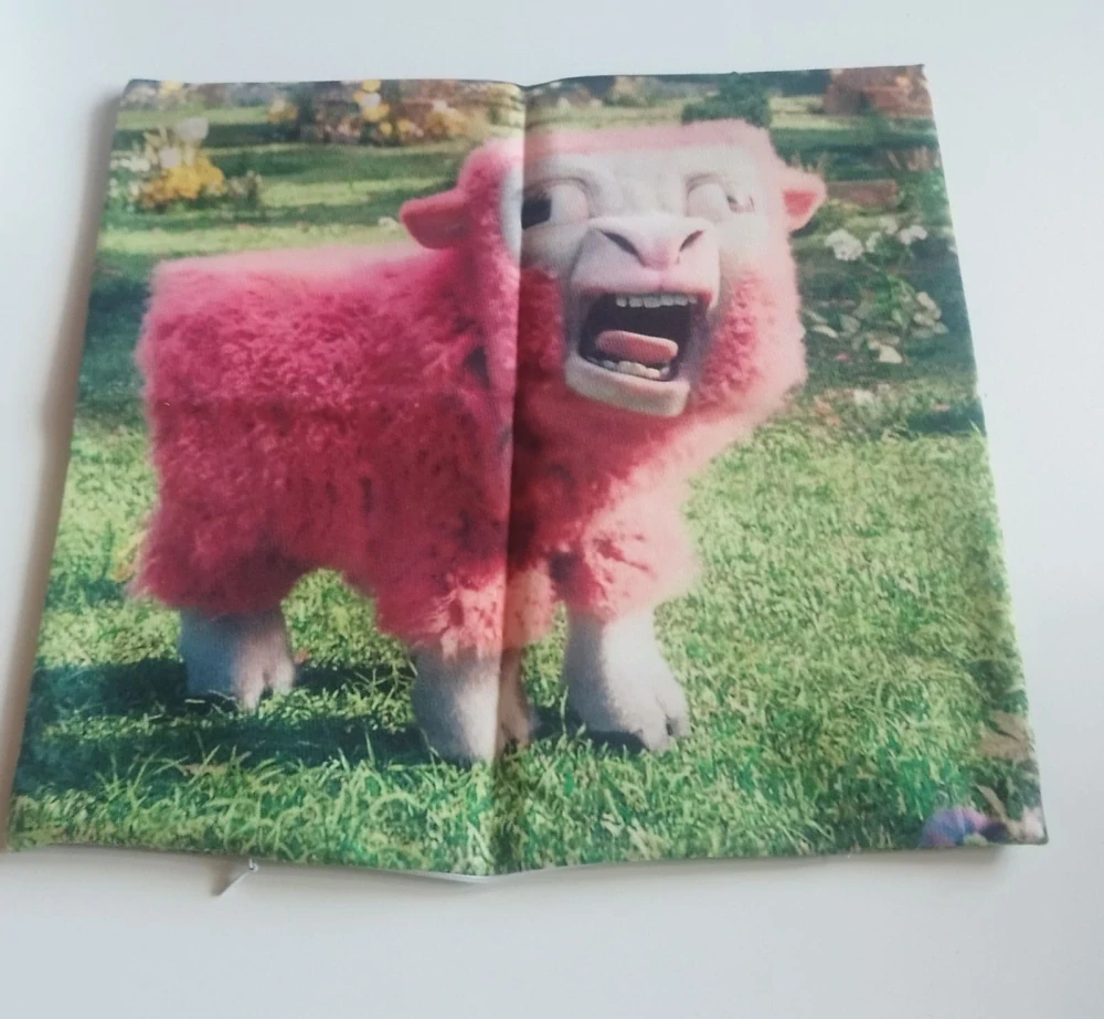 Povlak na polštář - MINECRAFT FILM - RŮŽOVÁ OVCE - 30 cm