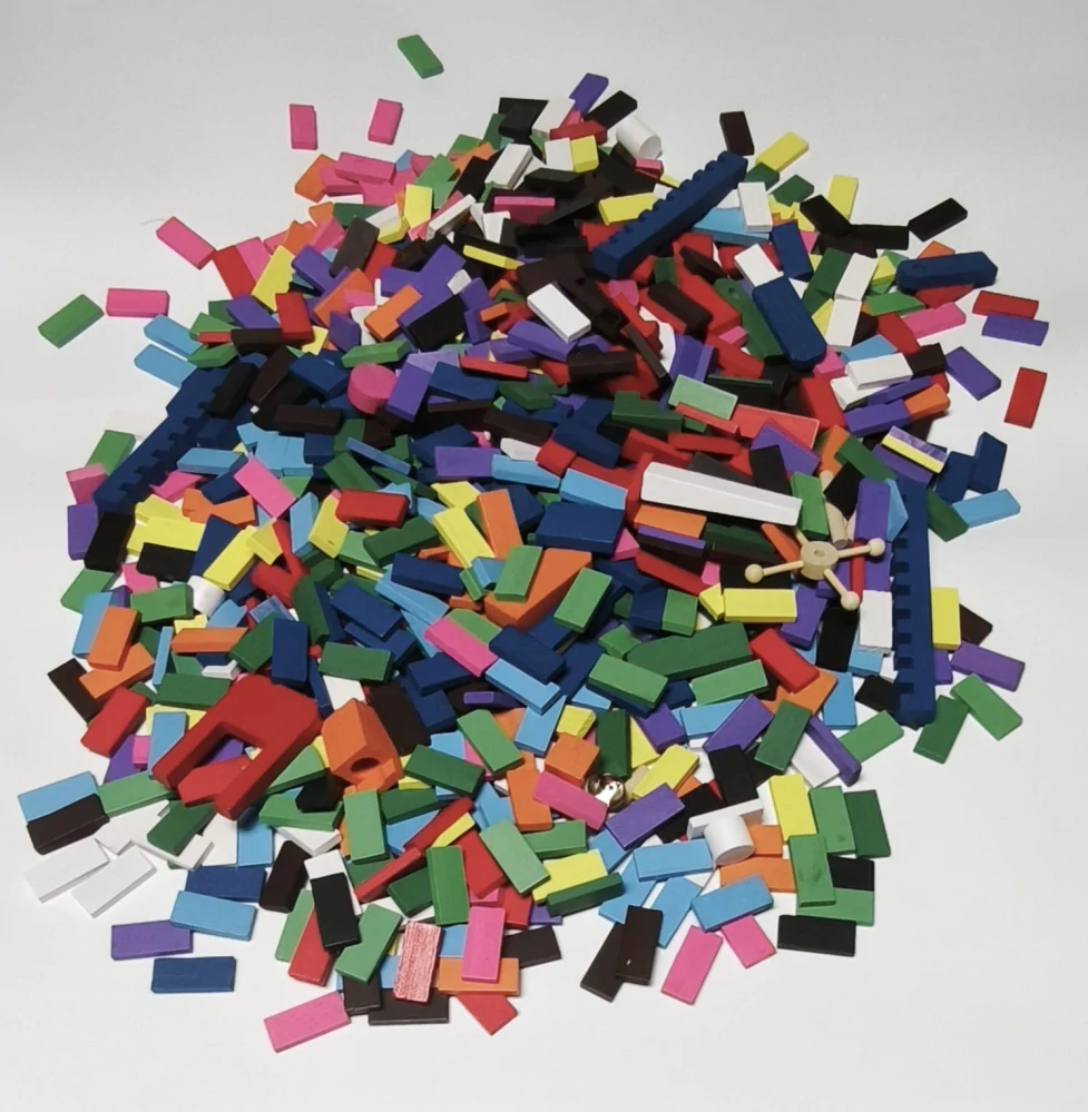 Dřevěné XL Domino – Mega sada s doplňky a překážkami (POUŽITÉ)