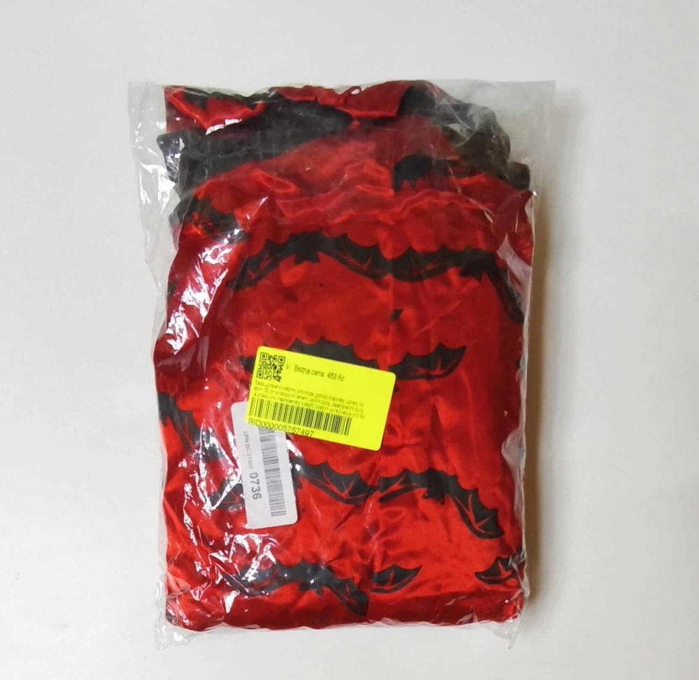 Halloweenský oboustranný plášť Upír / Dracula s vysokým límcem – Velikost L (150 cm, 15+ let / dospělí)