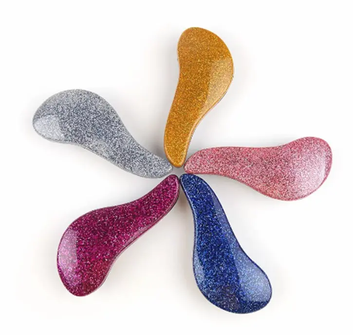 Set (kartáč na vlasy + čistič kartáčů) - ZLATÝ