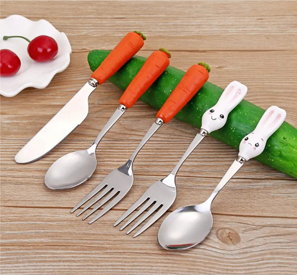 Příbor pro větší děti - MRKVIČKY