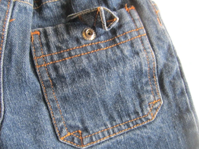 Džínové kraťásky