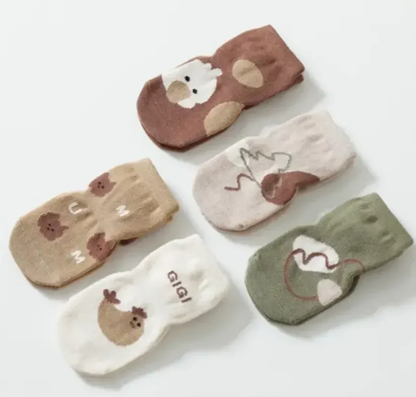 Teplé protiskluzové ponožky - KRÉMOVÉ - (12-36m)M