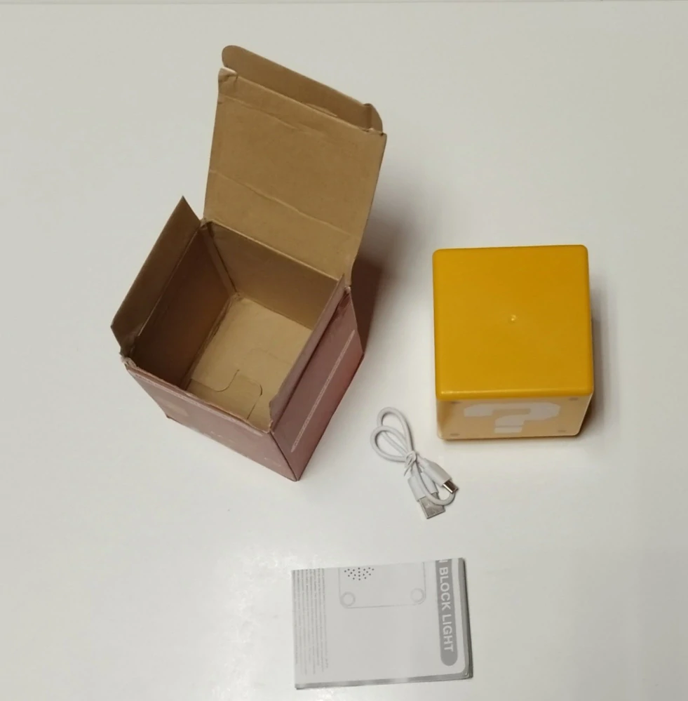 LED noční lampa na nabíjení - SUPER MARIO BROS - KOSTKA S OTAZNÍKEM