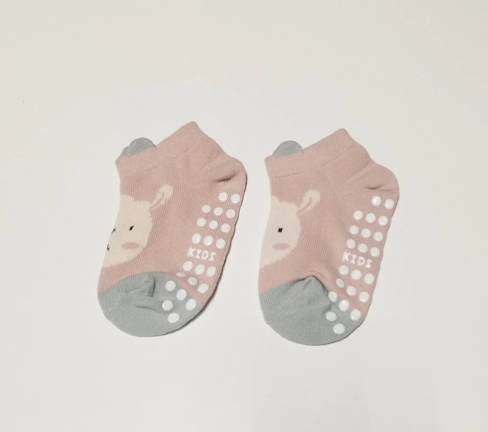 Protiskluzové ponožky - RŮŽOVÉ - KRÁLÍK - (12-36 m) M