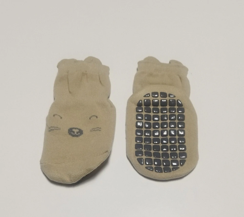Protiskluzové ponožky - KHAKI - (12-24m) M