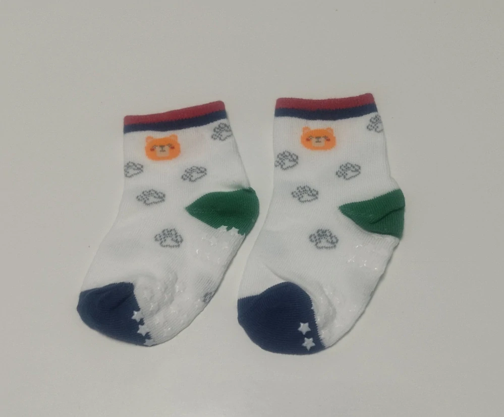 Protiskluzové ponožky - MEDVĚD BÍLÝ - (12-36 m) M