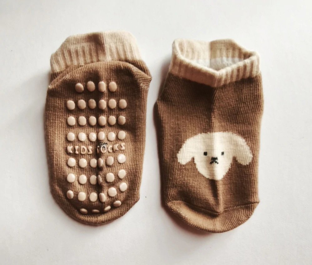 Protiskluzové ponožky - HNĚDÉ - PEJSEK (12-36 m) M