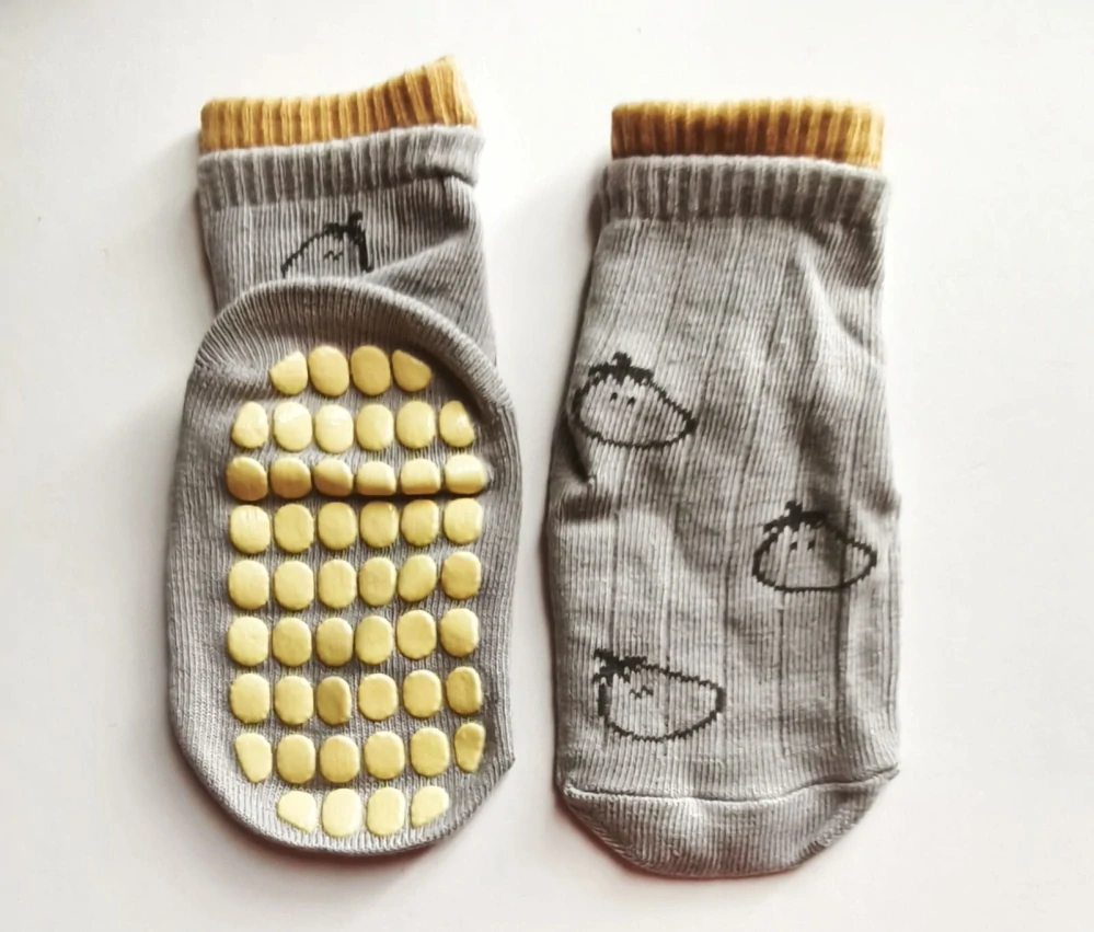 Protiskluzové ponožky - SVĚTLE MODRÉ - (24-36 m) M