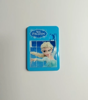 Kapesní posunovací puzzle 4 x 4 - LEDOVÉ KRÁLOVSTVÍ - Elsa - modré