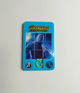 Kapesní posunovací puzzle 4 x 4 - AVENGERS - Drax - modré