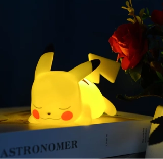 Noční světlo - POKÉMON - PIKACHU A