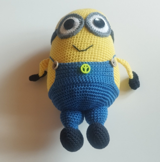 Velký háčkovaný MIMOŇ TIM - Z pohádky JÁ PADOUCH - 30 cm