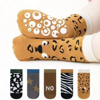 Protiskluzové ponožky - LEOPARD (12-36 m) M