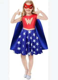 Dětský karnevalový kostým Superhrdinka (Wonder Woman / Supergirl) s pláštěm a maskou, Velikost 140 (6–7 let)